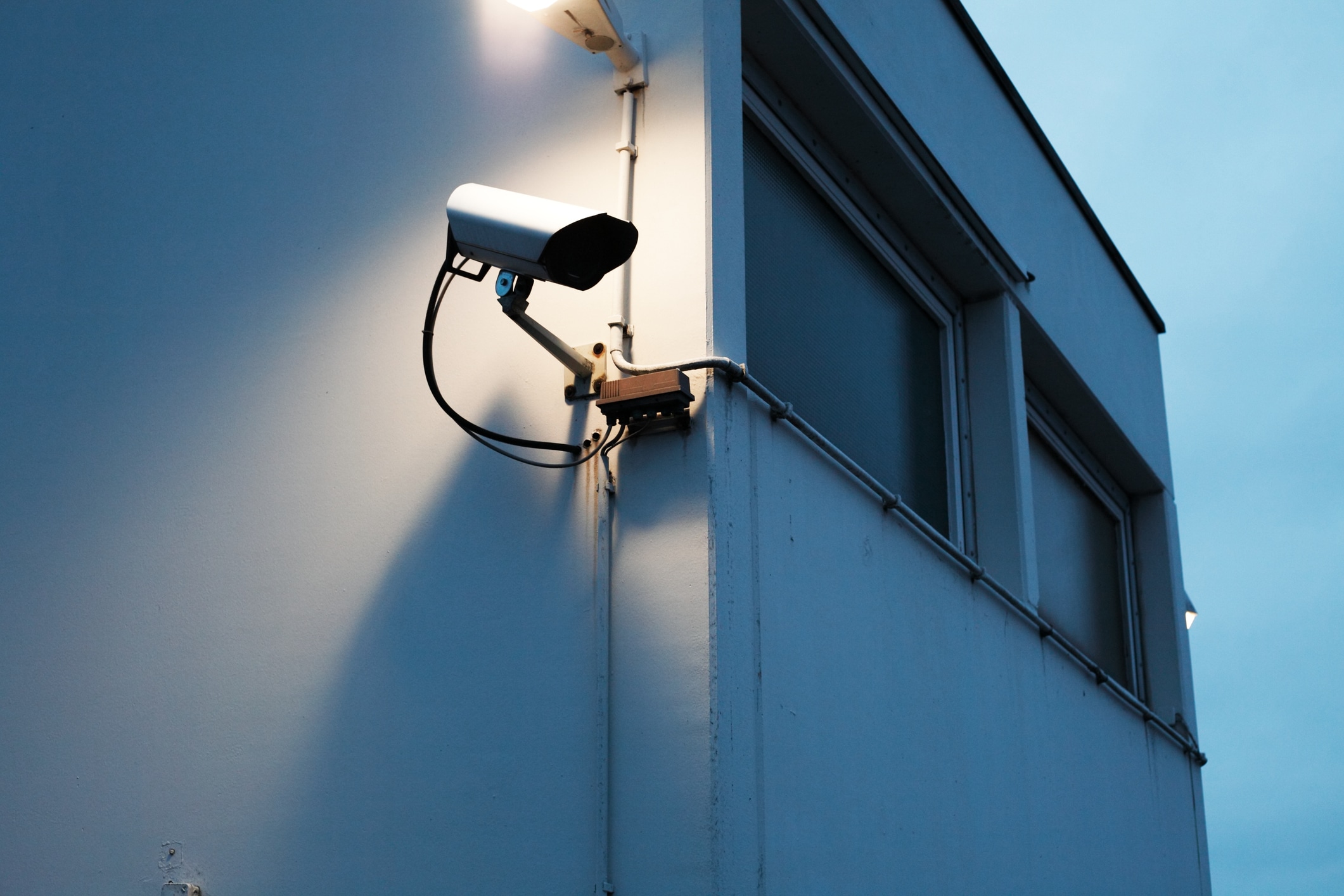 commercial alarm system monitoring