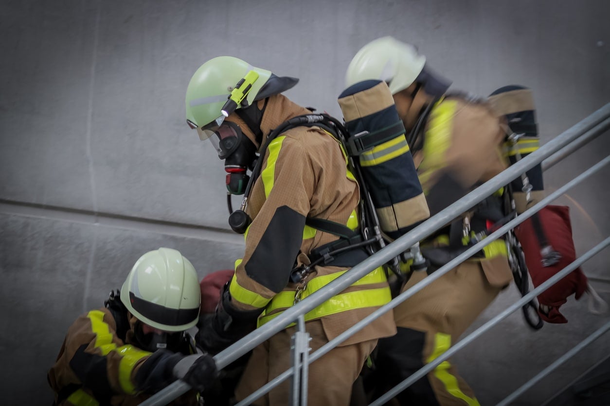 fire-fighters-leaving-scene